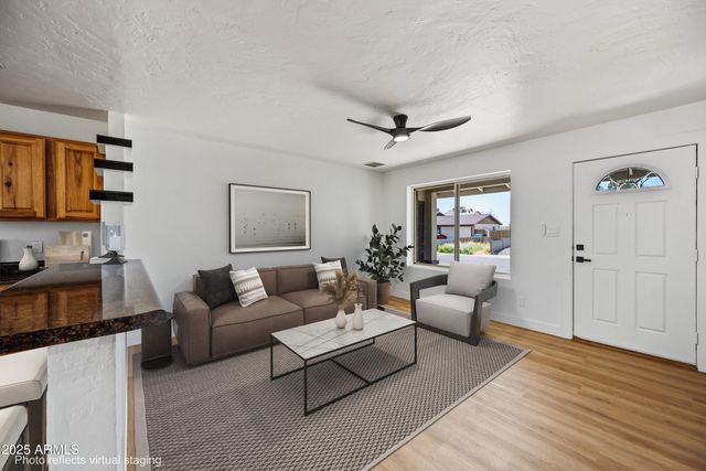 1444 W WICKIEUP Lane, Phoenix, AZ 85027