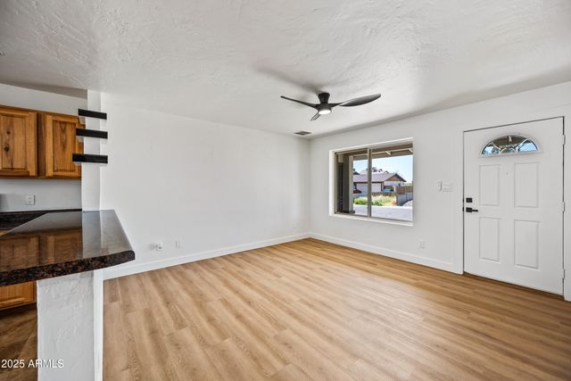 1444 W WICKIEUP Lane, Phoenix, AZ 85027