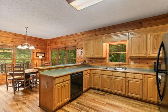 110 Novena Court, Ellijay, GA 30540