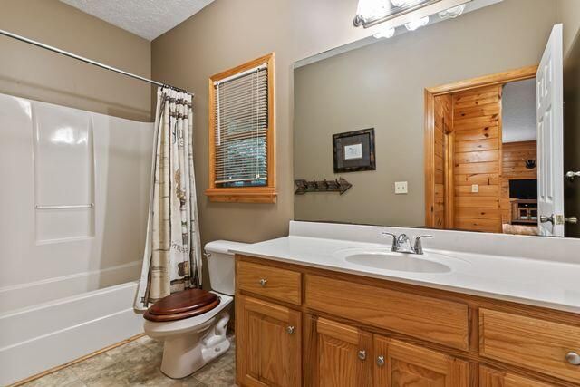 110 Novena Court, Ellijay, GA 30540