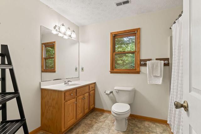 110 Novena Court, Ellijay, GA 30540