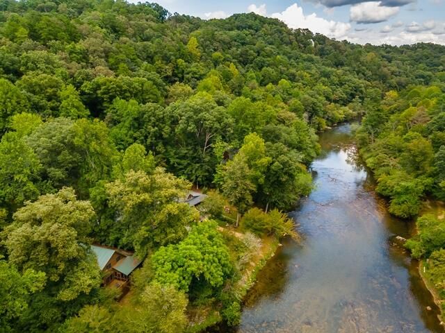110 Novena Court, Ellijay, GA 30540