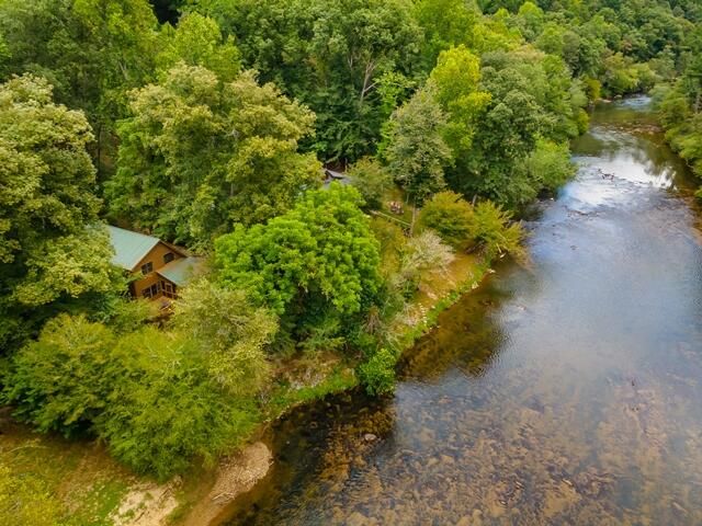 110 Novena Court, Ellijay, GA 30540