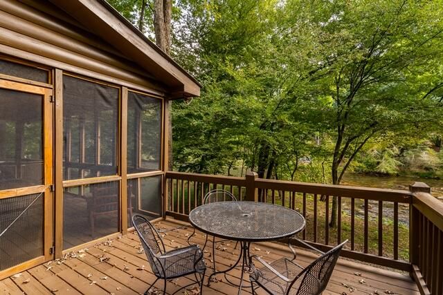 110 Novena Court, Ellijay, GA 30540