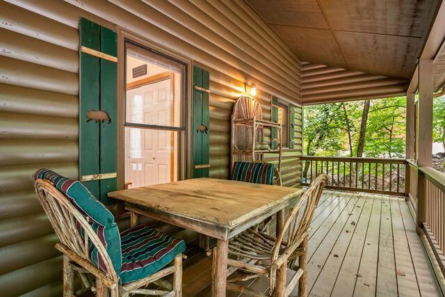 110 Novena Court, Ellijay, GA 30540
