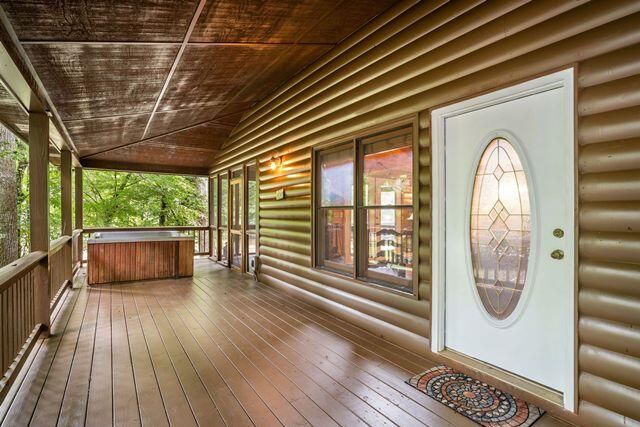 110 Novena Court, Ellijay, GA 30540