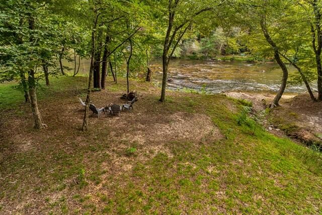 110 Novena Court, Ellijay, GA 30540