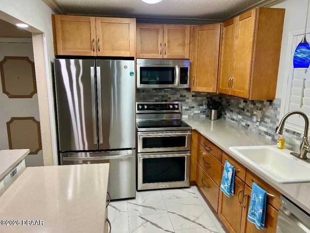 2711 N Halifax Ave Apt 461, Daytona Beach, FL 32118