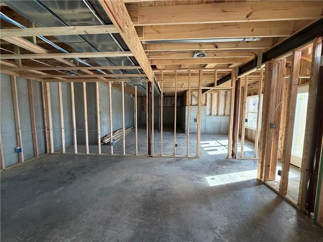 13895 NW 70th Street, Parkville, MO 64152