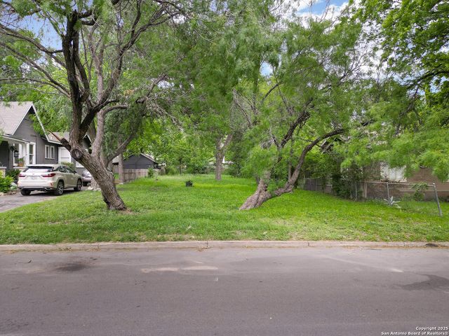 539 E Huisache, San Antonio, TX 78212