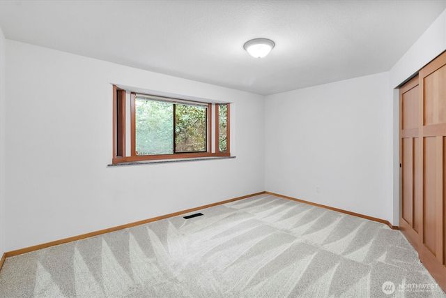 77 Sudden Valley Drive, Bellingham, WA 98229