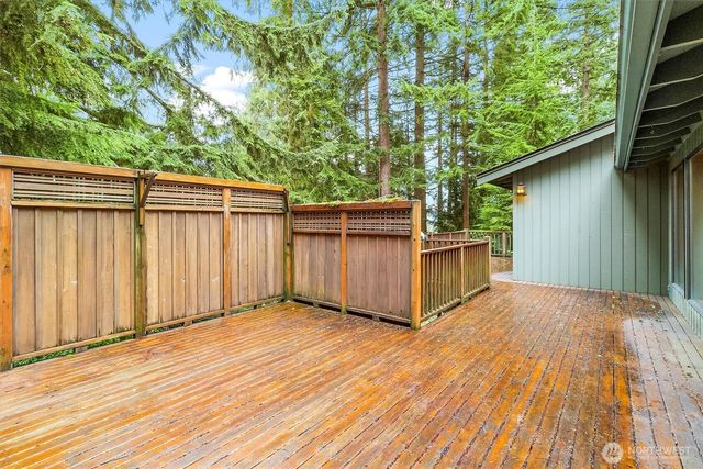 77 Sudden Valley Drive, Bellingham, WA 98229