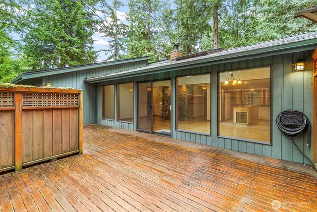 77 Sudden Valley Drive, Bellingham, WA 98229