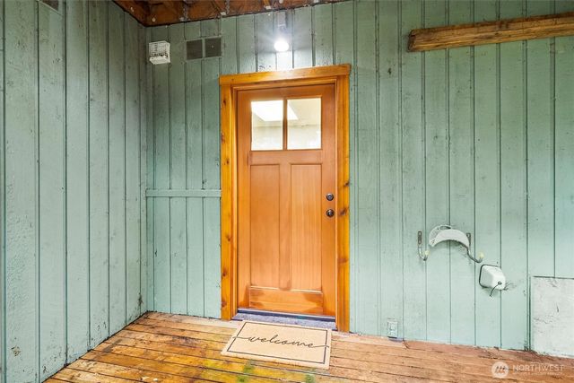 77 Sudden Valley Drive, Bellingham, WA 98229