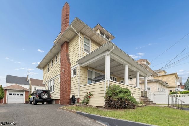 276 E 32Nd St, Paterson City, NJ 07504