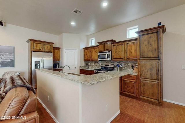 1009 Calle Griega, Las Cruces, NM 88011