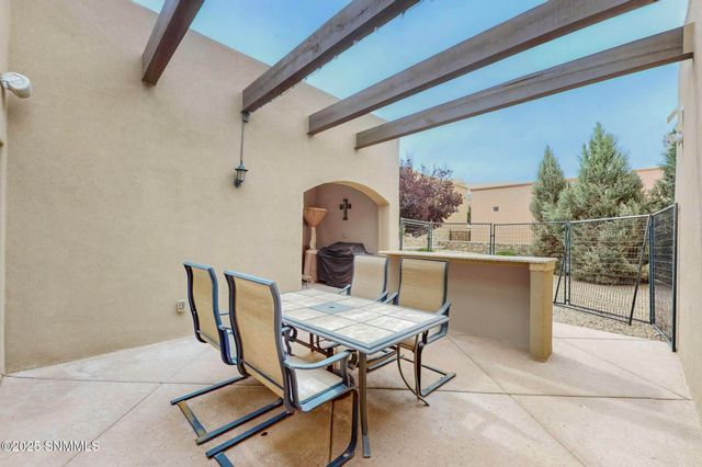 1009 Calle Griega, Las Cruces, NM 88011