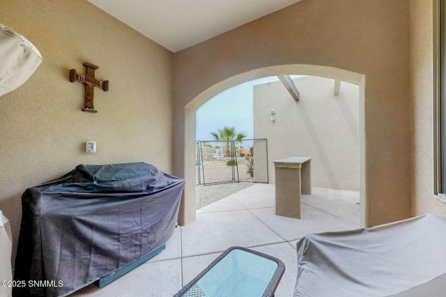 1009 Calle Griega, Las Cruces, NM 88011