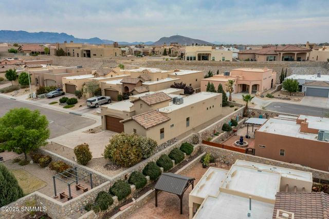 1009 Calle Griega, Las Cruces, NM 88011