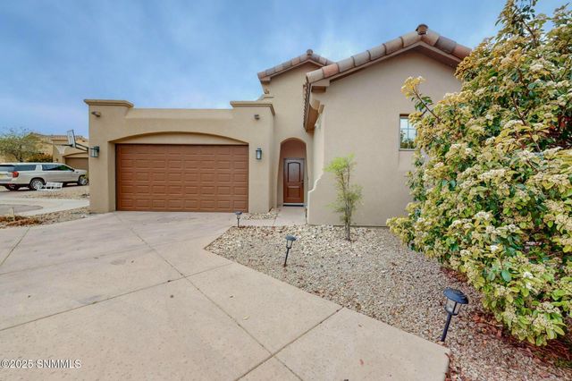1009 Calle Griega, Las Cruces, NM 88011
