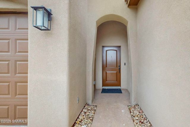 1009 Calle Griega, Las Cruces, NM 88011