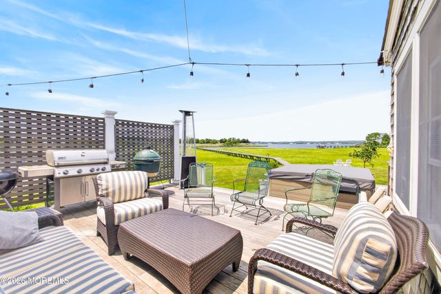 20 Bayonne Avenue, Monmouth Beach, NJ 07750