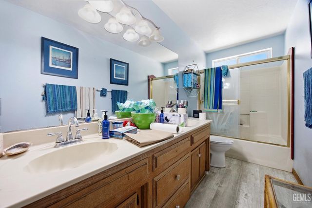 6600 Laurel Avenue, Lake Isabella, CA 93240