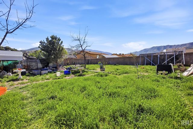 6600 Laurel Avenue, Lake Isabella, CA 93240