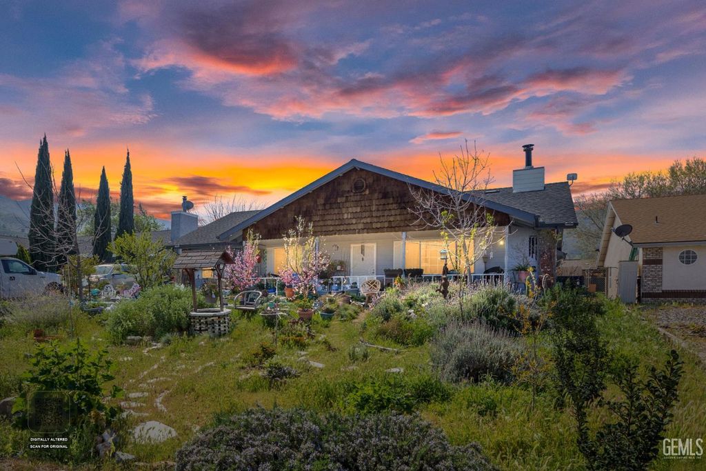 6600 Laurel Avenue, Lake Isabella, CA 93240