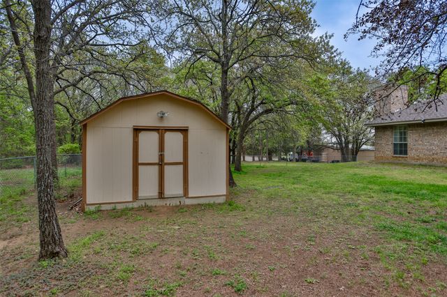 8059 E US Highway 82, Gainesville, TX 76240