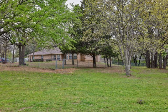 8059 E US Highway 82, Gainesville, TX 76240