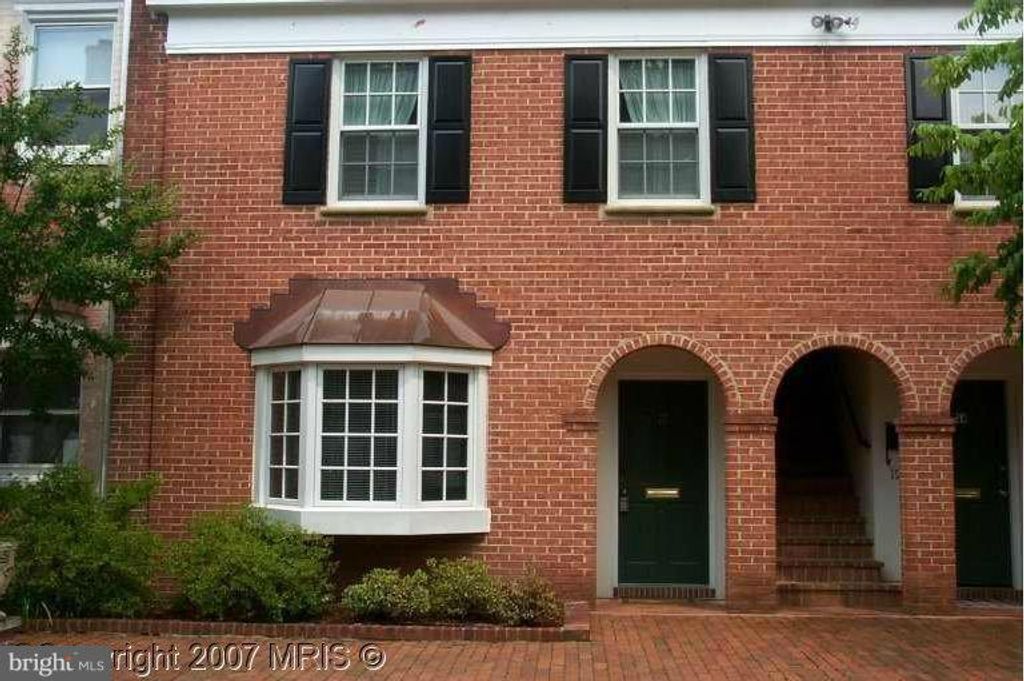220 SAINT ASAPH ST N #2, Alexandria, VA 22314