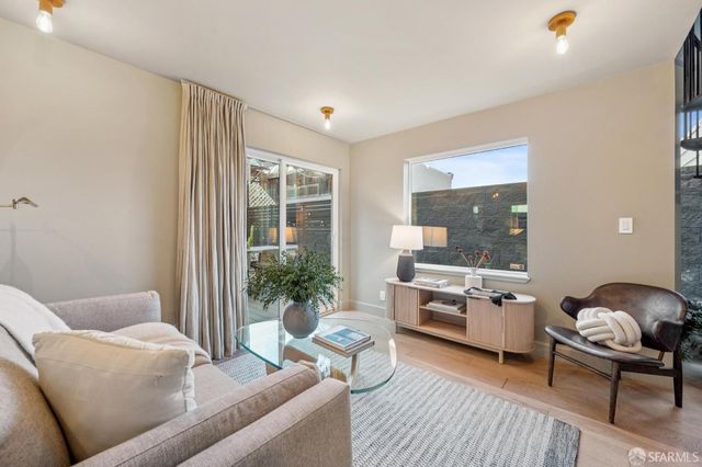 3316 Folsom Street, San Francisco, CA 94110