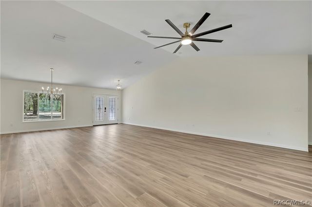 11983 W Appletree Place, Crystal River, FL 34428
