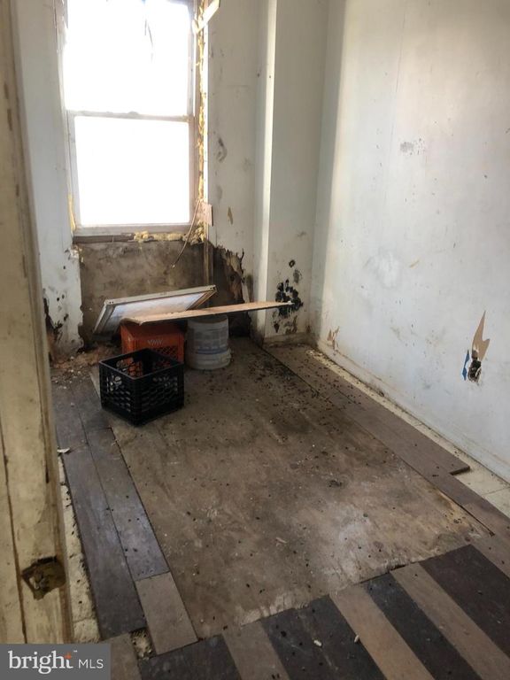 3341 HARTVILLE ST, PHILADELPHIA, PA 19134 — photo 2
