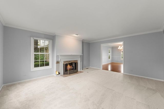 2256 Ridgewood Road, Lisle, IL 60532
