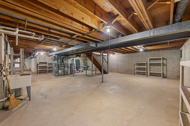 2256 Ridgewood Road, Lisle, IL 60532