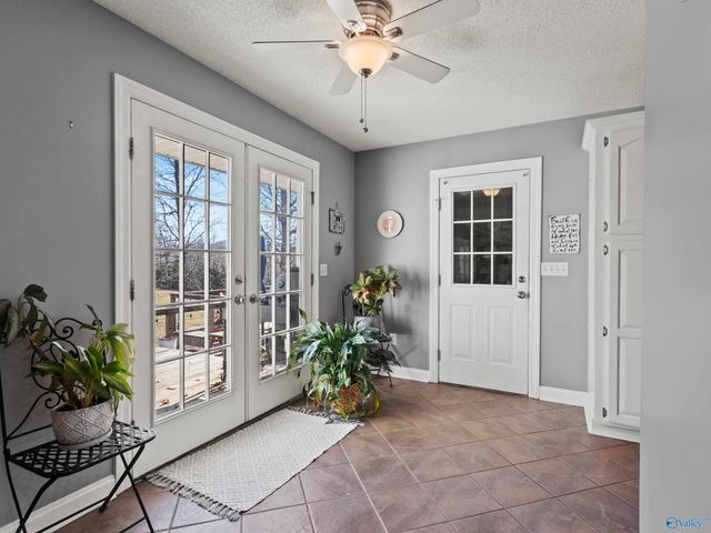 50 Pendleton Drive, Guntersville, AL 35976