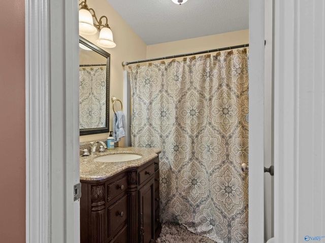 50 Pendleton Drive, Guntersville, AL 35976