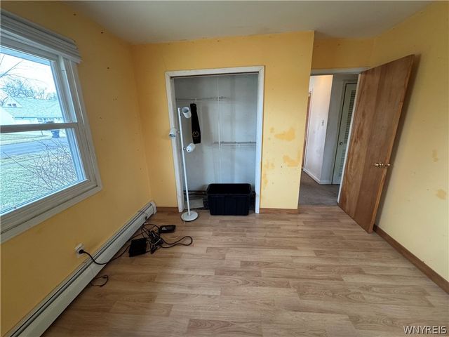 27 Woodlee Lane, Grand Island, NY 14072