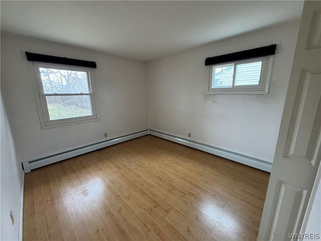 27 Woodlee Lane, Grand Island, NY 14072