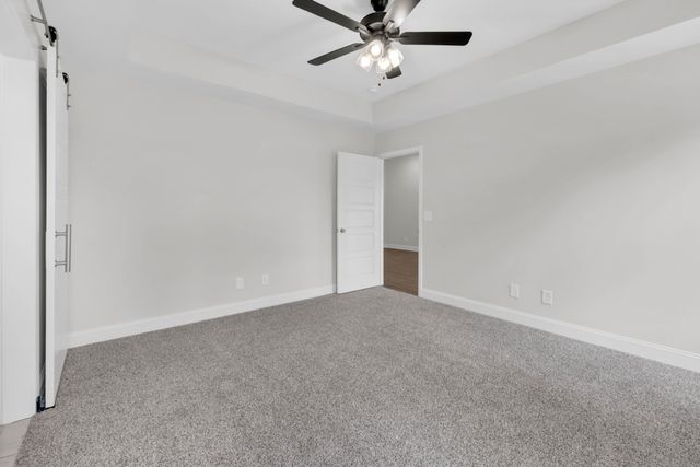 361 Galway Dr, Clarksville, TN 37042