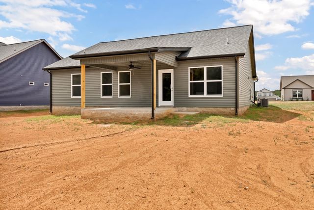 361 Galway Dr, Clarksville, TN 37042