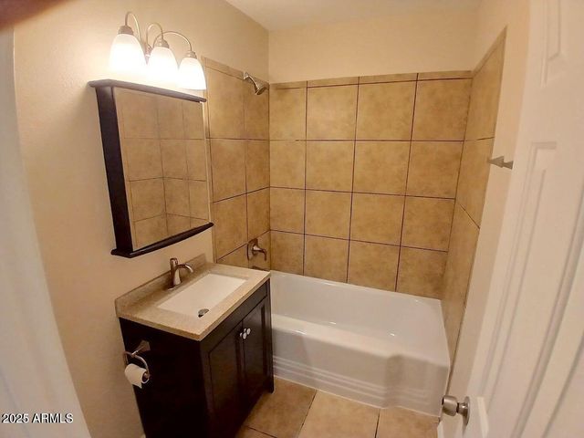 1210 N ARBOR Avenue, Casa Grande, AZ 85122