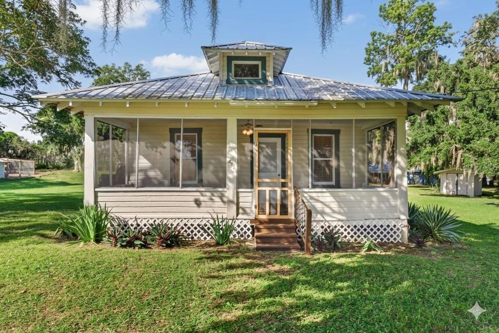 501 E 9TH STREET, Frostproof, FL 33843
