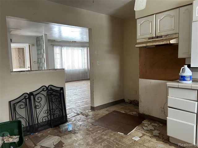 2112 Winona Street, Flint, MI 48504