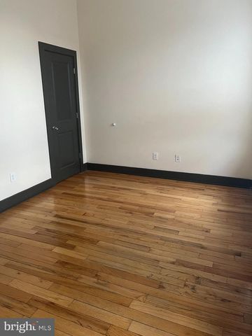 1905 W DIAMOND ST, Philadelphia, PA 19121