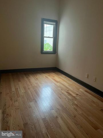 1905 W DIAMOND ST, Philadelphia, PA 19121