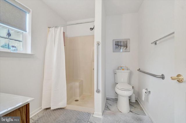 233 EQUINE CV, Red Lion, PA 17356