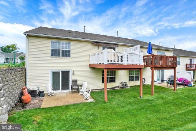 233 EQUINE CV, Red Lion, PA 17356